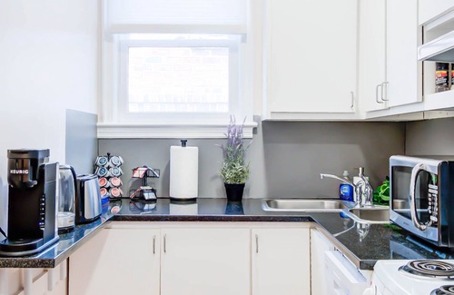 Old Town Alexandria Condo | HEART of OLD TOWN! Historic 2 BR | Walk to KING ST