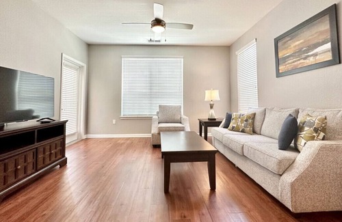 Orlando Apartment | Heart of Peaceful Avalon Park, Near Cafes, Restaurants