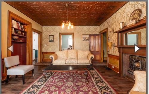 Pinehouse House | Heart of Pubnico