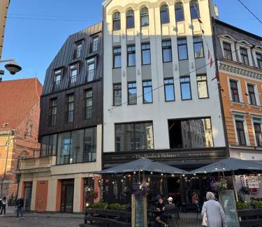 Old Town Apartment | Heart of Saint Peter Apartments