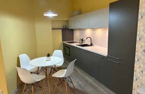 Old Town Apartment | Heart of Saint Peter Apartments