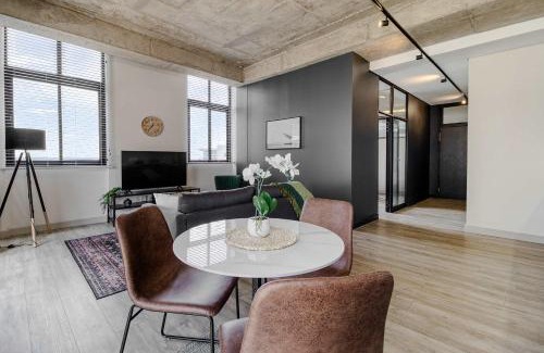 Sandown Apartment | Heart of Sandton