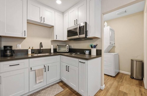 Fairmount Park House | Heart of SD | Zoo Nearby | Private Patio | Central