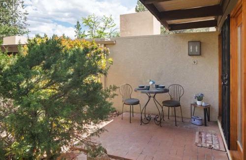 Uptown Sedona House | Heart of Sedona Hideaway in the Desert