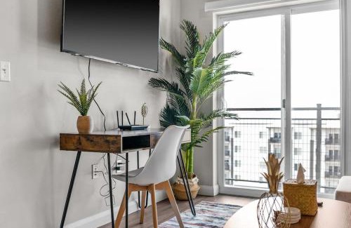 Central City Apartment | Heart of SLC Stocked w Everything you need