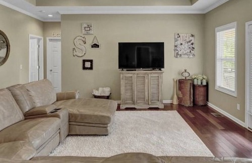 Crane Hill House | Heart of Smith Lake Waterfront Home