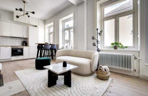 Sodermalm Apartment | Heart of Södermalm Walk to Everything - 2Bed Apart