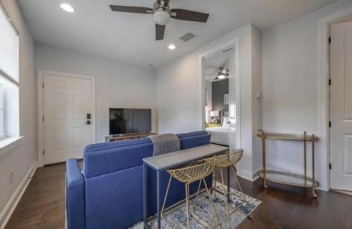 Courier City - Oscawana Apartment | Heart of SOHO. Minutes to Downtown/Stadium 2