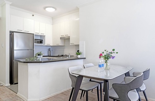Chinatown Apartment | Heart of Sydney CBD 2B2B@Town hall