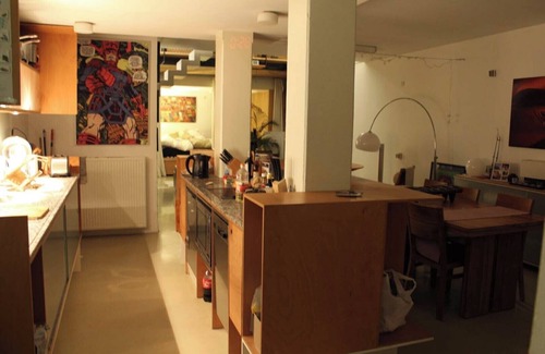 Binnenstad Apartment | Heart of the City: Oasis of Calm