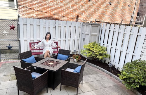 Logan Square House | Heart of the Museum District: Historic Renovated Logan Square Home