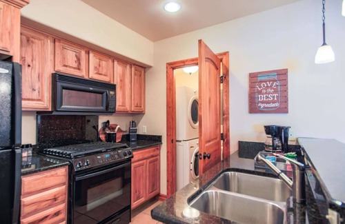 Pagosa Springs Condo | Heart of Uptown Pagosa! Cozy Condo with Balcony, Walk to Shops, Dining, and Hot Springs Nearby!