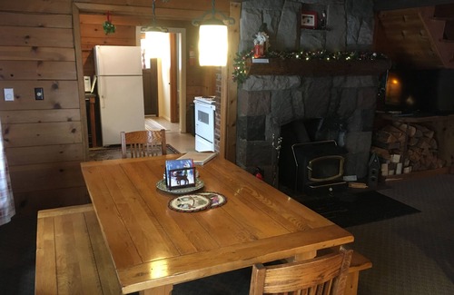 Government Camp Cabin | Heart of village! Knotty pine alpine cabin.