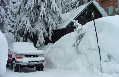 Government Camp Cabin | Heart of village! Knotty pine cabin located on a creek.