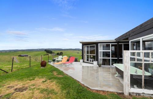 Waipu House | Heart of Waipu - Waipu Holiday Home