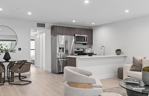 Tri-West Apartment | Heart of West Hollywood Stunner w/gym and co-working space