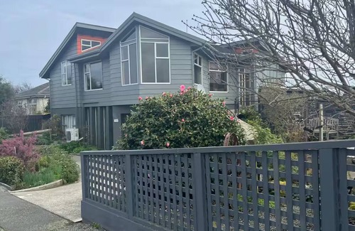 Invercargill House | Heart of Windsor
