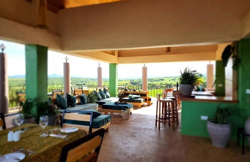 Mto wa Mbu Resort | Heart&Soul Lodge