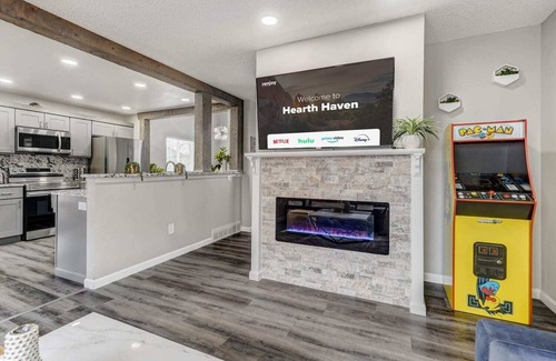 Stetson Hills House | Hearth Haven! Family Fun w/Fire Pit & Games