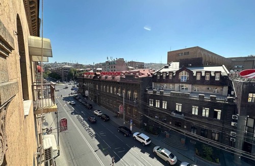 Kentron Apartment | Hearth of the Yerevan 1