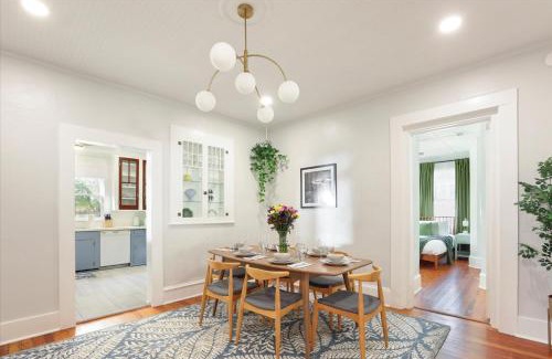 Alachua House | Hearthstone Harmony Retreat King-Sized Comfort