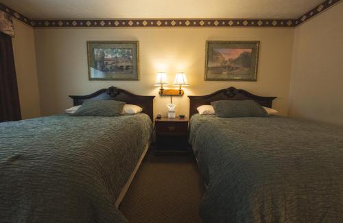 Cedarville Hotel | Hearthstone Inn & Suites