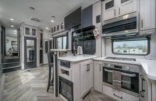 Lindale House | Heartland Cyclone ToyHauler