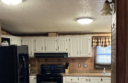 Cascade House | Heartland Hideaway