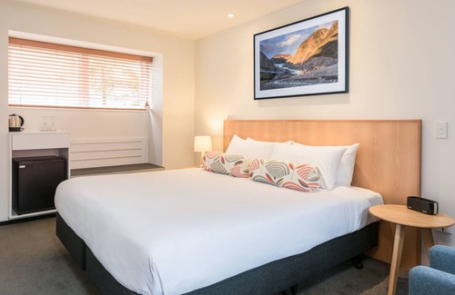Fox Glacier Hotel | Heartland Hotel Glacier Country