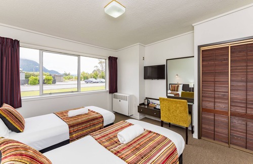 Haast Hotel | Heartland Hotel Haast