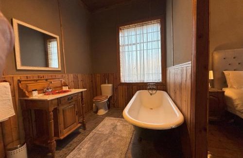 Fouriesburg House | Heartstone's Rest House