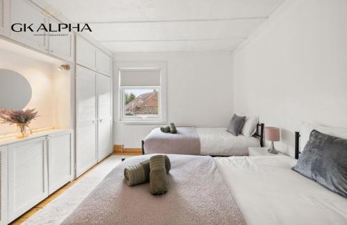 Windsor House | Heartwarming Windsor Cottage with Free Parking that is Perfect for Relaxation