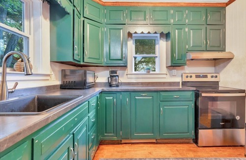 East Stroudsburg Cabin | *Heated Indoor POOL/Glamping+ Firepit/Stone Cabin* Close to Shawnee