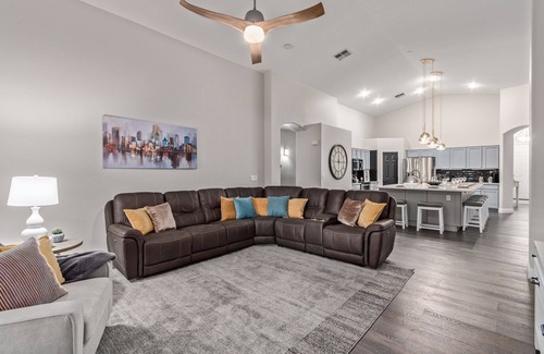 Mesa House | Heated Pool! 2 King Rooms! Sleeps 8!