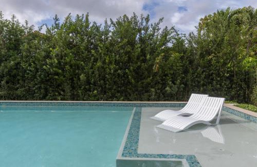 Fontainebleau House | Heated pool - 5min Coral Gables - Family Vacation