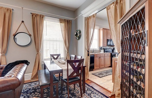 Dixon Park Apartment | Heated Pool Access | 5*Clean | Flex Cancelation