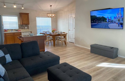 Sandy Ridge House | Heated Pool and BBQ/King Size beds, 2 master bdrms