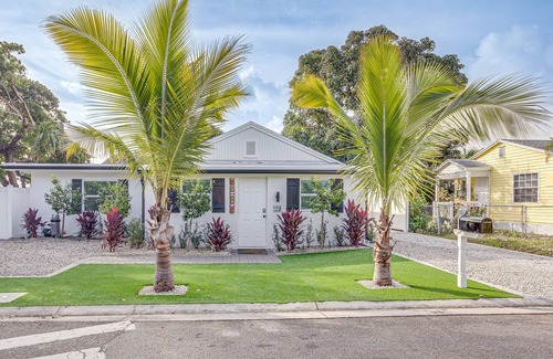 Juno Ridge Cottage | Heated Pool + Backyard: North Palm Beach Retreat!