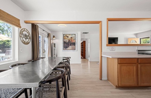 University Hills House | Heated Pool | BBQ | Cabana | Gardens