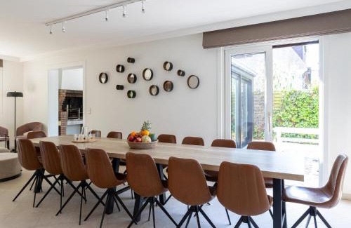 Koksijde-Bad House | Heated Pool & Beach Access, cleaning included