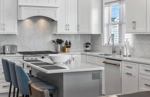 Townsend's Inlet House | Heated Pool, Elevator, Laricks Exclusive!