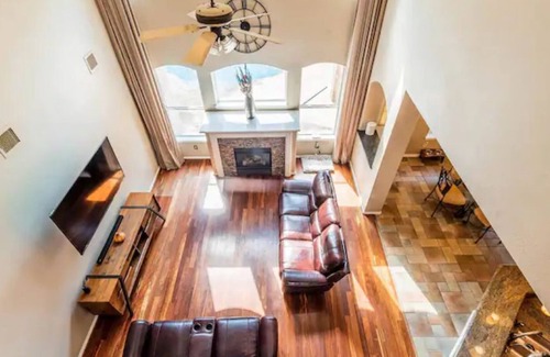 Atascocita House | Heated Pool Getaway!