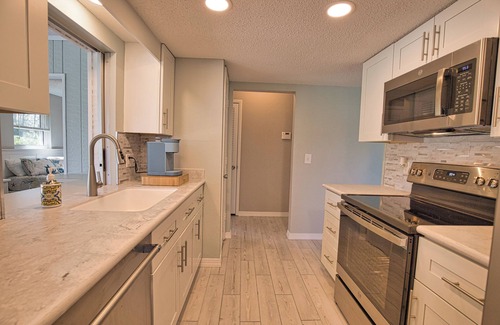 Englewood House | Heated pool/hot tub home on park like setting 1 mile from historic West Dearborn