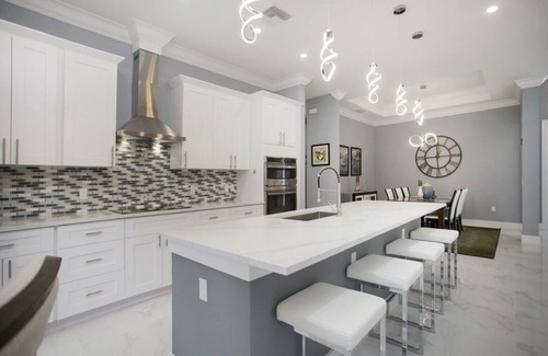 Rural Estates House | Heated pool, hot tub, outdoor kitchen, privacy, all bedrooms w tv & ceiling fans