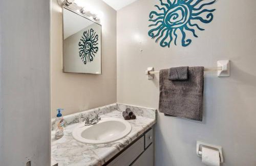 Brandon House | Heated Pool House 14 PPL Stunning Pool Table