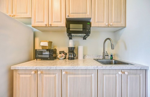 Naples Apartment | Heated Pool, Private Patio: Naples Resort Retreat!