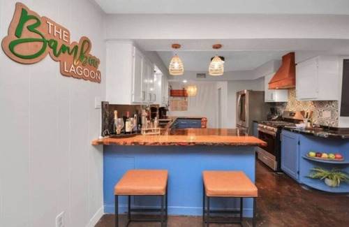 Westbury House | Heated Pool Retreat, OutdoorTV, BBQ & Cozy Gazebos