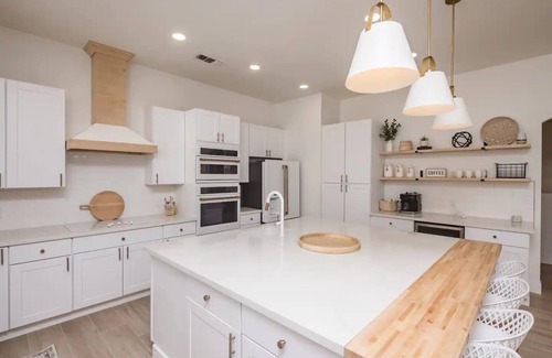 Lake Havasu City House | Heated Pool ~ Sleeps 20 ~ HUGE Family Resort Oasis