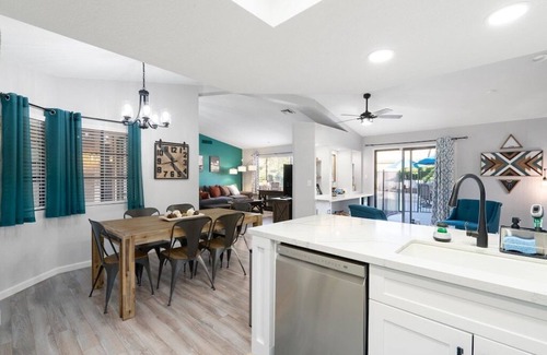 Phoenix House | Heated Pool & Spa~BBQ w/Propane~Putting Green~EV Outlet~Putting Green~Games~Golf