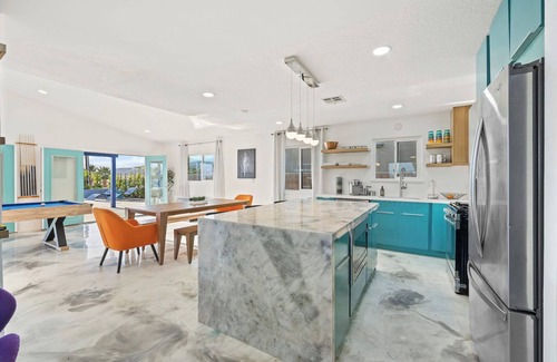 Rancho Del Oro House | Heated Pool-Spa, Mini Golf, Fire Pit, Game Room, Stunning Views, and More!